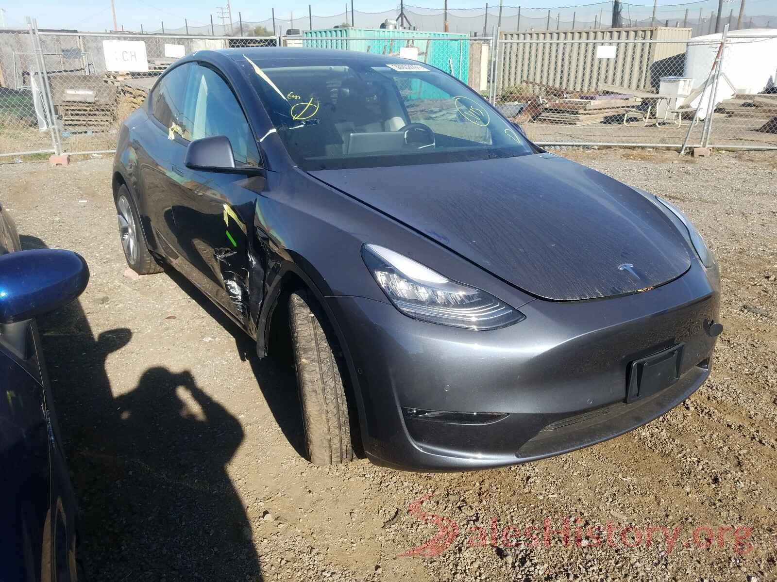 5YJYGDEE7MF063372 2021 TESLA MODEL Y