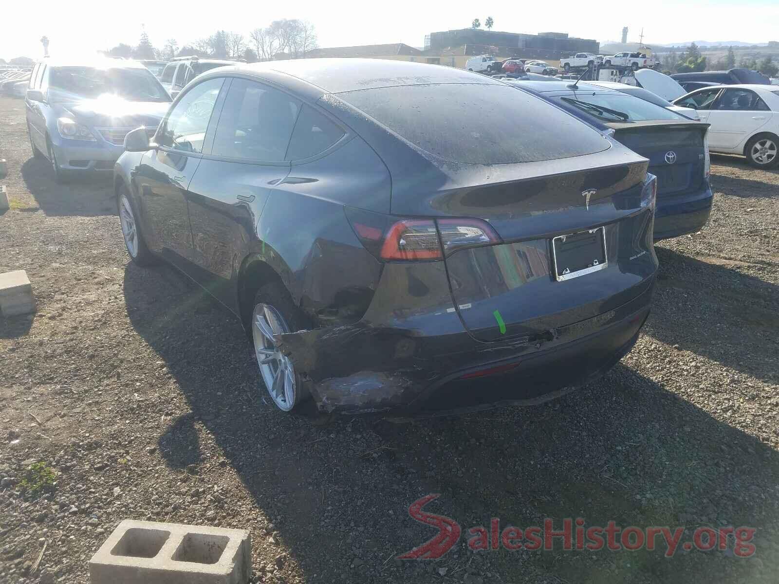 5YJYGDEE7MF063372 2021 TESLA MODEL Y