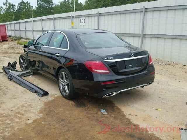 WDCTG4GB3JJ522747 2017 MERCEDES-BENZ E300