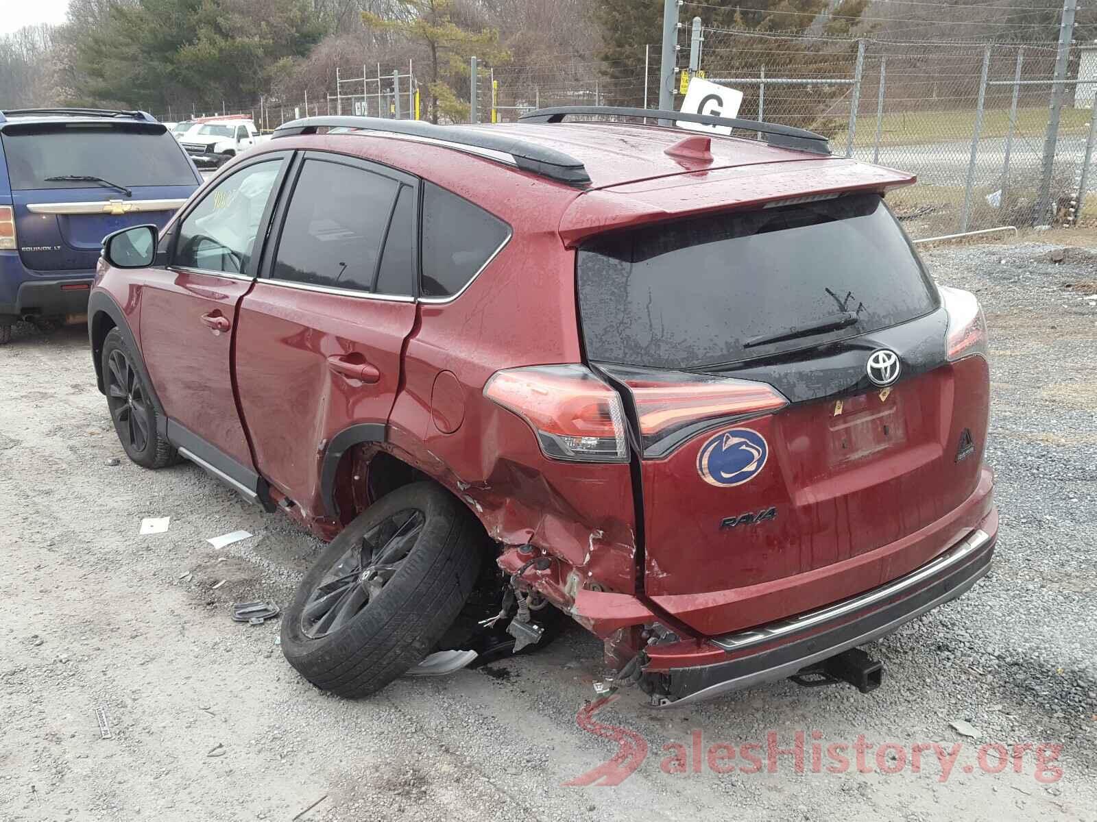 2T3RFREV0JW762658 2018 TOYOTA RAV4