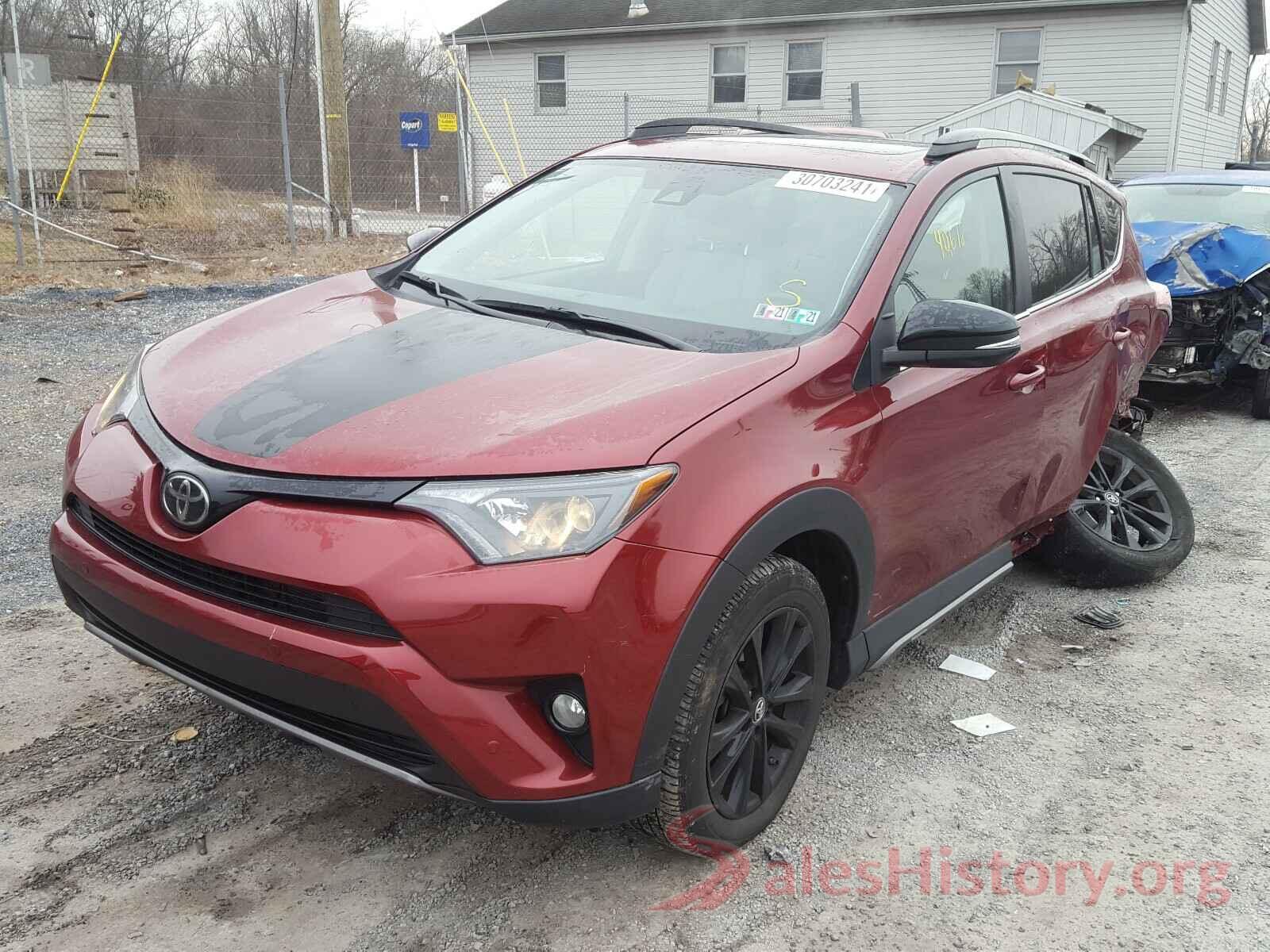 2T3RFREV0JW762658 2018 TOYOTA RAV4