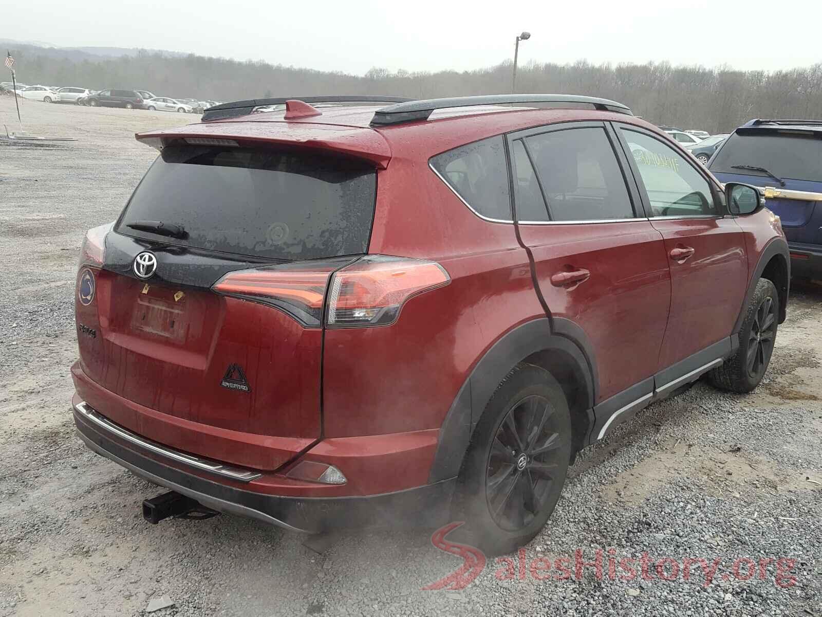 2T3RFREV0JW762658 2018 TOYOTA RAV4