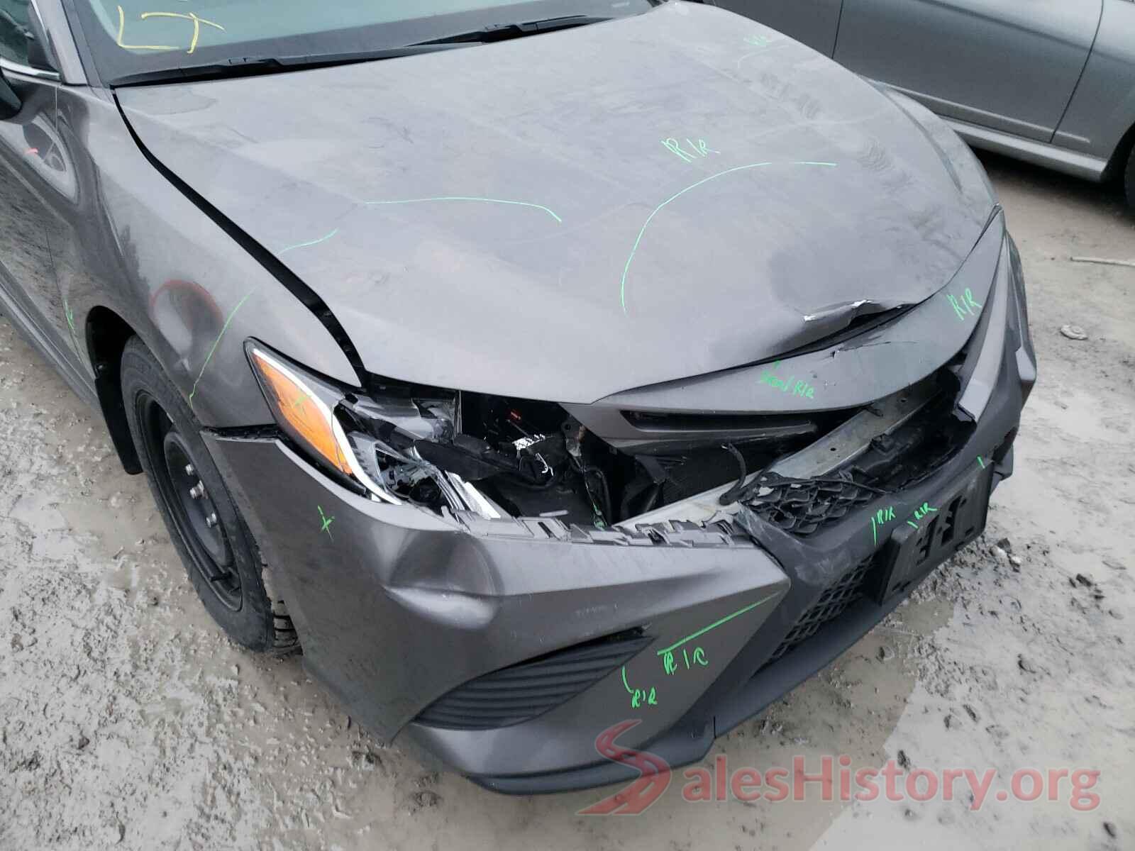 4T1B11HK1JU130019 2018 TOYOTA CAMRY