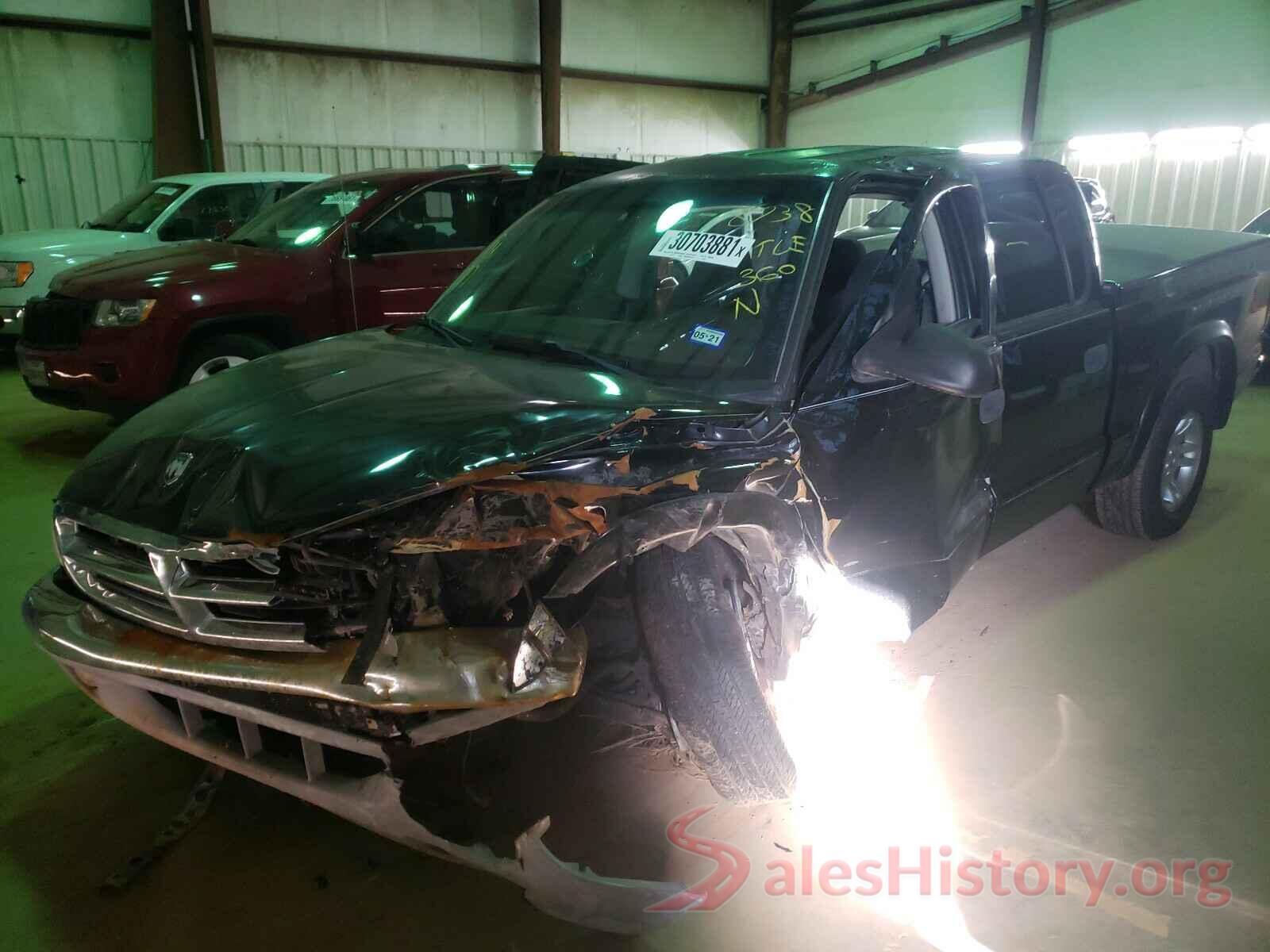 2HGFC2F55GH570793 2003 DODGE DAKOTA