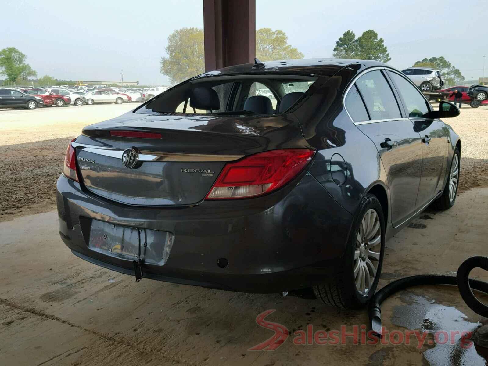 1G1ZD5STXKF211652 2011 BUICK REGAL