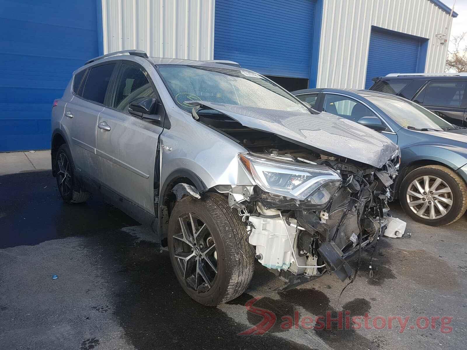 JTMJJREV3JD153895 2018 TOYOTA RAV4