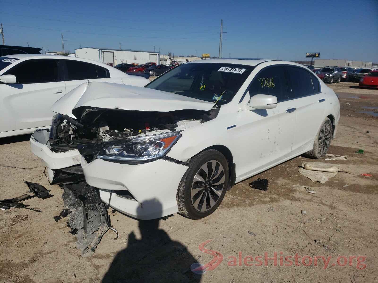 JHMCR6F57HC008596 2017 HONDA ACCORD