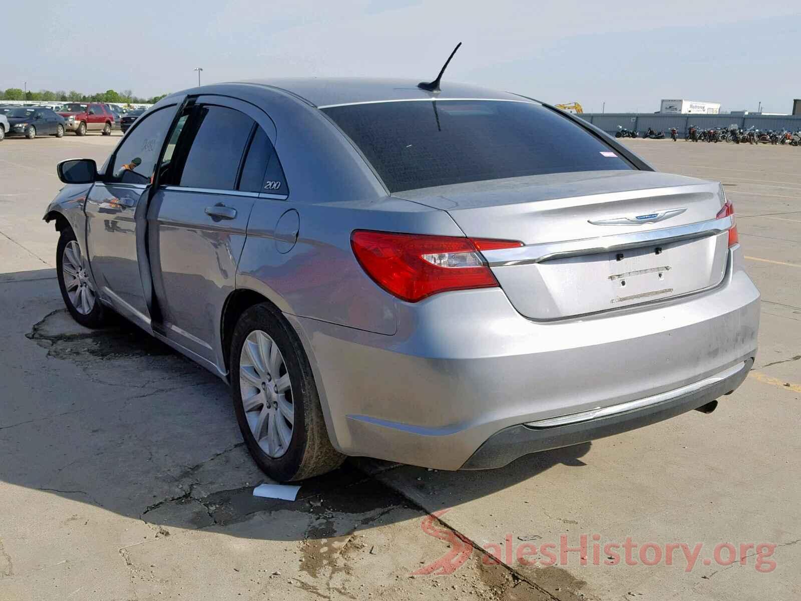 3VWD17AJ2HM305939 2013 CHRYSLER 200 TOURIN