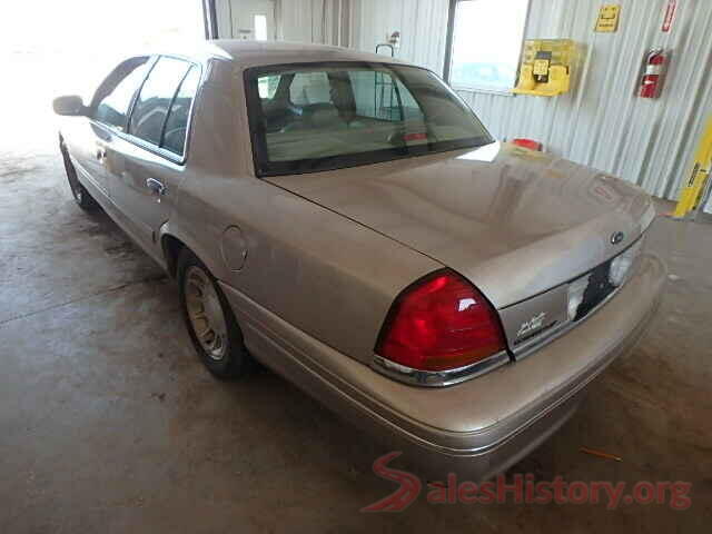 KNDPM3AC2L7715189 1998 FORD CROWN VIC