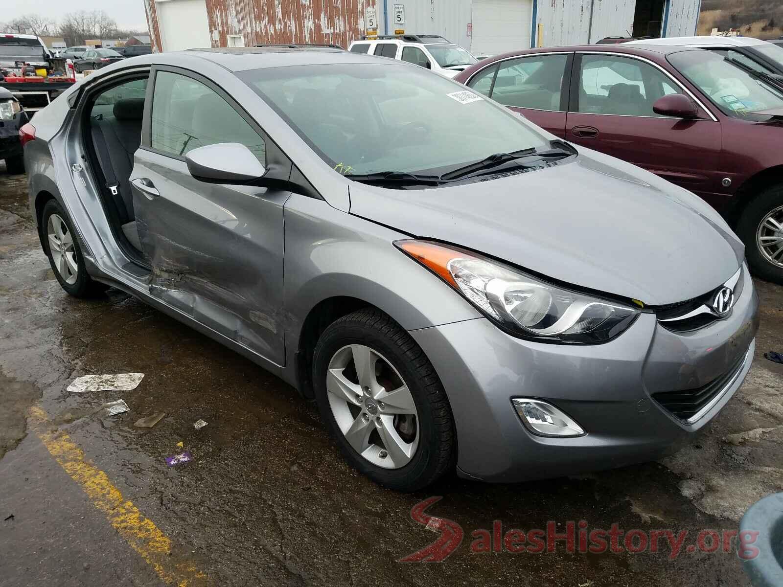 JN8AT2MV8GW152889 2013 HYUNDAI ELANTRA