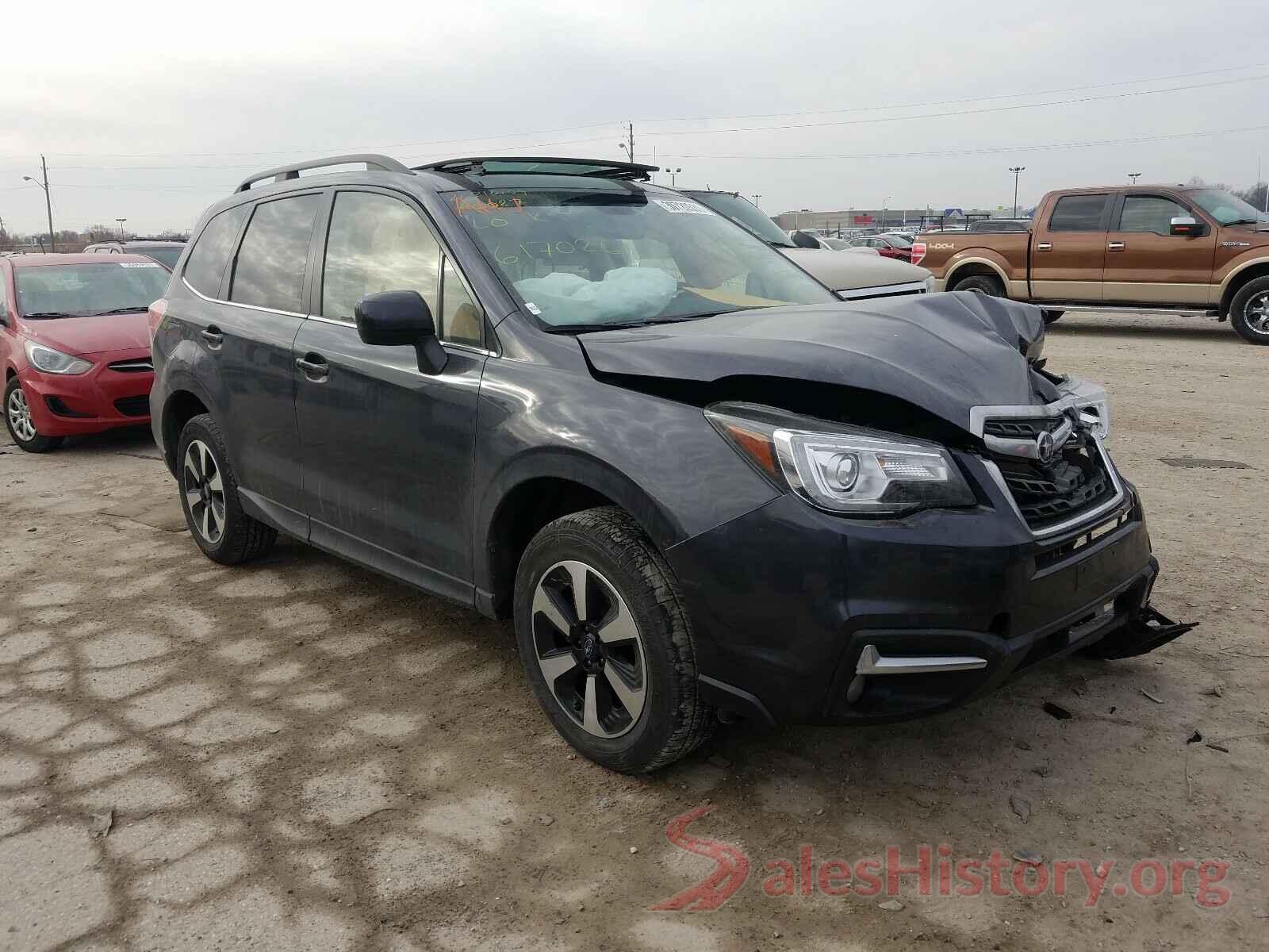 JF2SJARC4JH617026 2018 SUBARU FORESTER