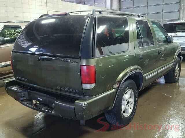 1C4PJLCB4JD559071 2001 CHEVROLET BLAZER