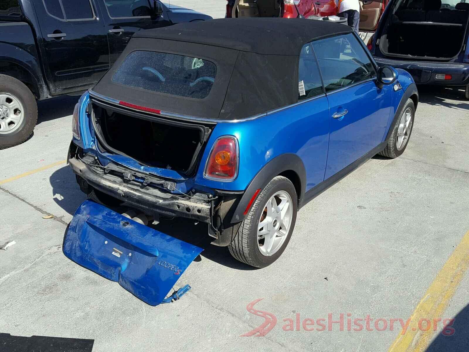 3N1CN8EV6LL853272 2010 MINI COOPER