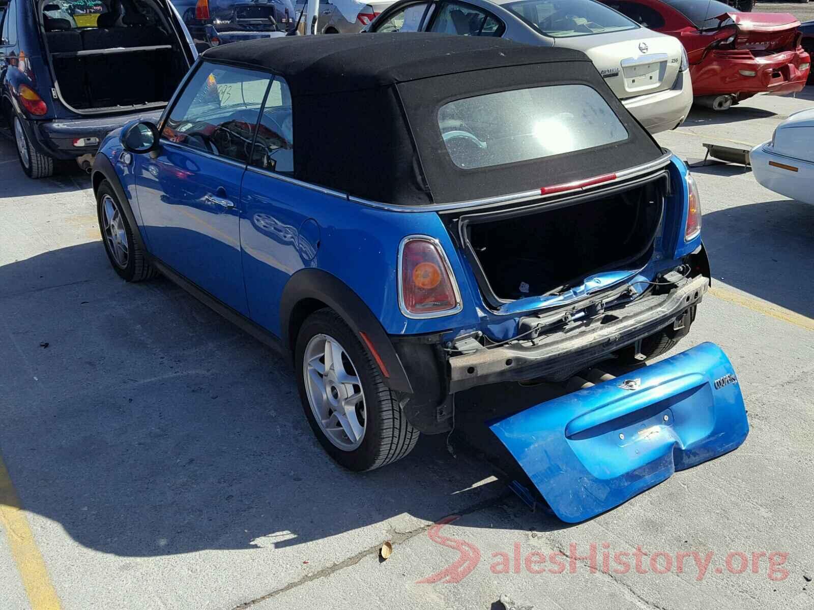 3N1CN8EV6LL853272 2010 MINI COOPER