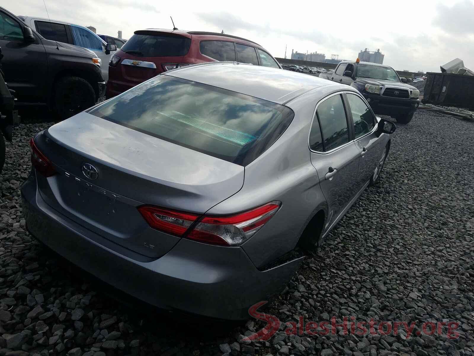 4T1B11HK3JU073385 2018 TOYOTA CAMRY