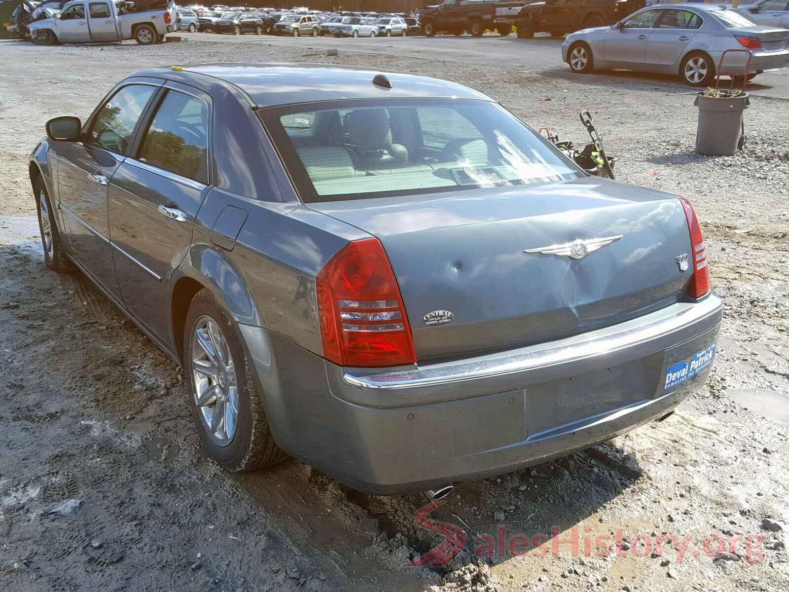 1FT7X2B62KEG72980 2005 CHRYSLER 300