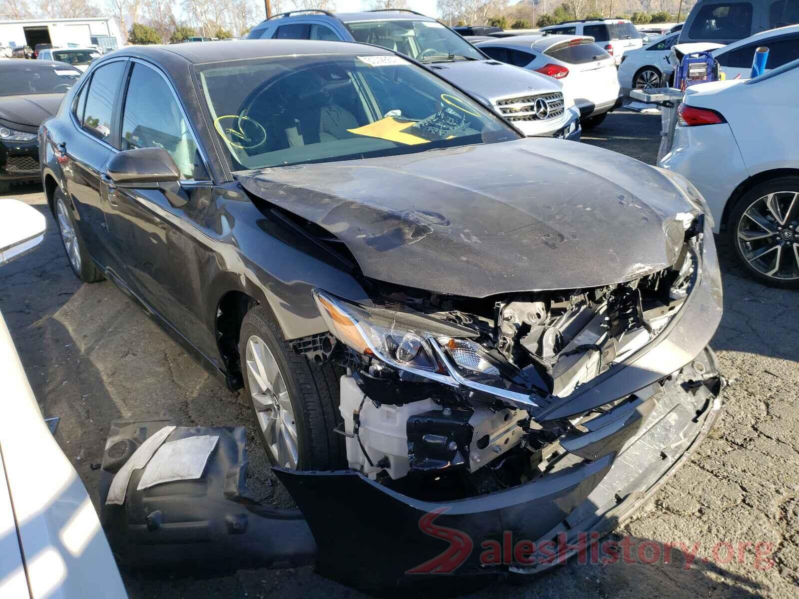 4T1B11HK8KU811005 2019 TOYOTA CAMRY