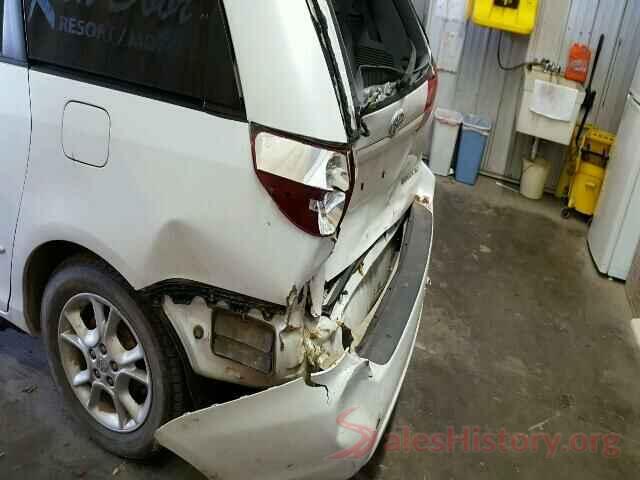 3TMCZ5AN2KM241360 2004 TOYOTA SIENNA