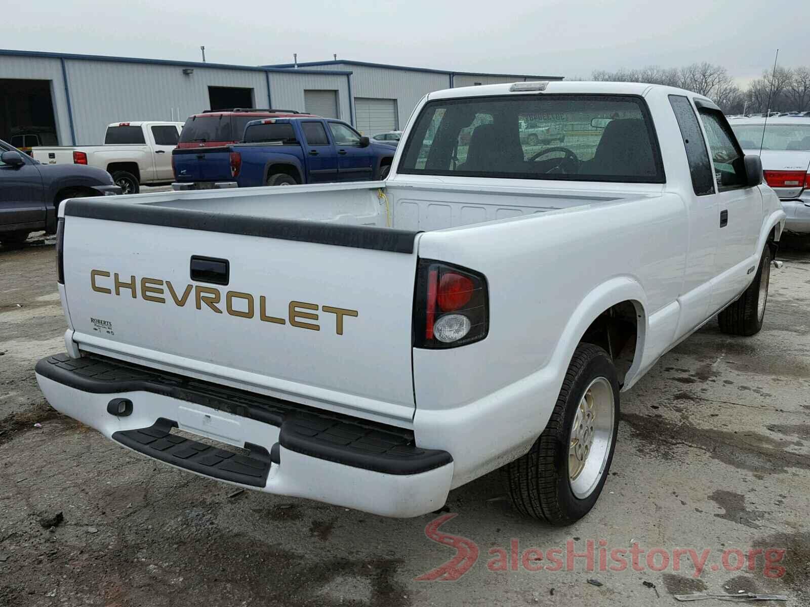 5NPD84LF9HH061198 2002 CHEVROLET S10