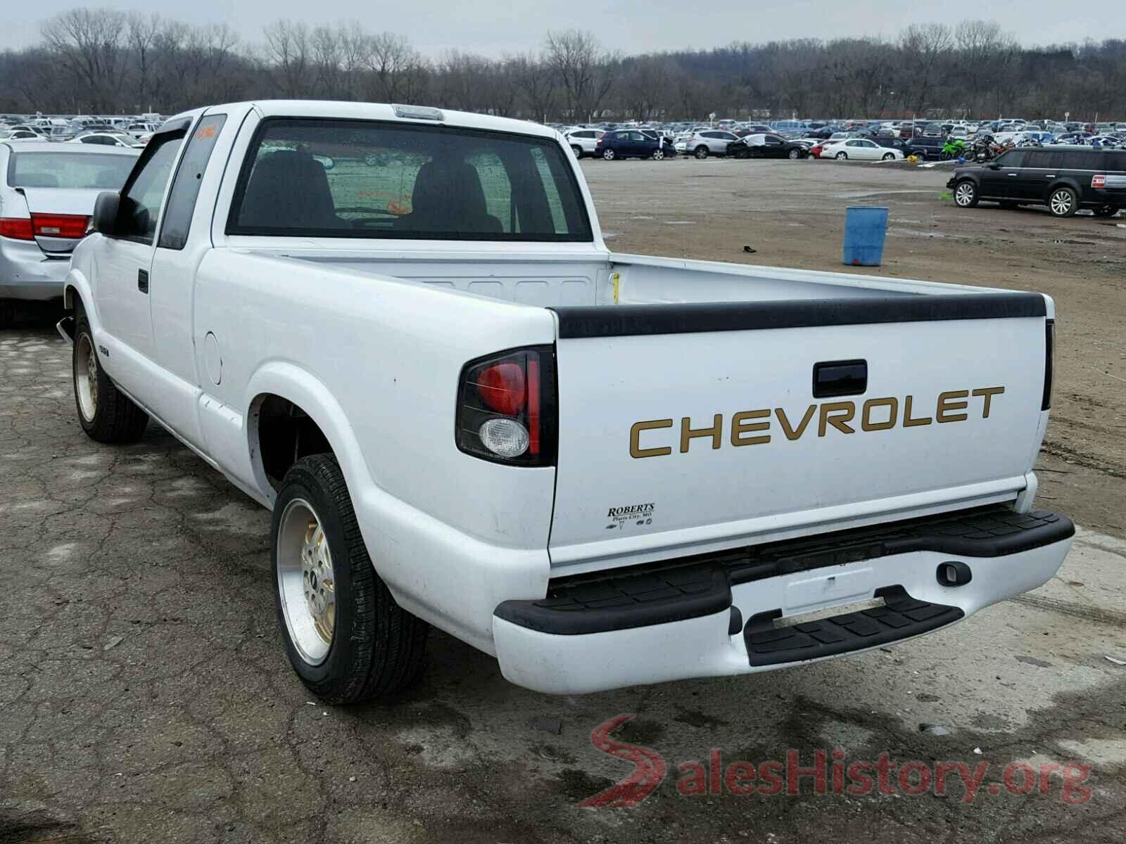 5NPD84LF9HH061198 2002 CHEVROLET S10