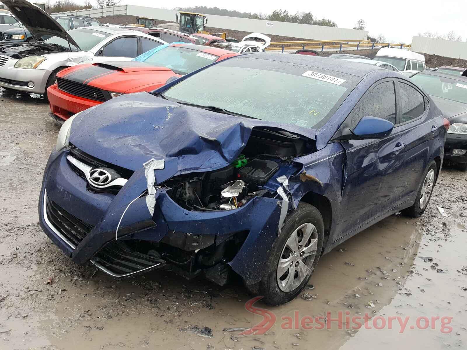 5NPDH4AE9GH773011 2016 HYUNDAI ELANTRA