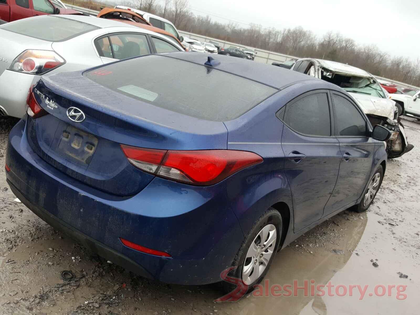 5NPDH4AE9GH773011 2016 HYUNDAI ELANTRA