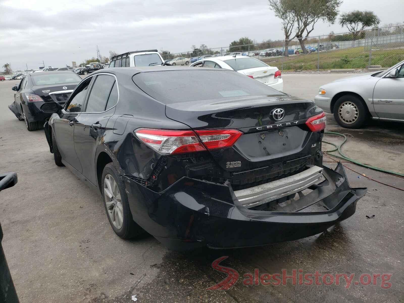 4T1B11HK8JU098458 2018 TOYOTA CAMRY