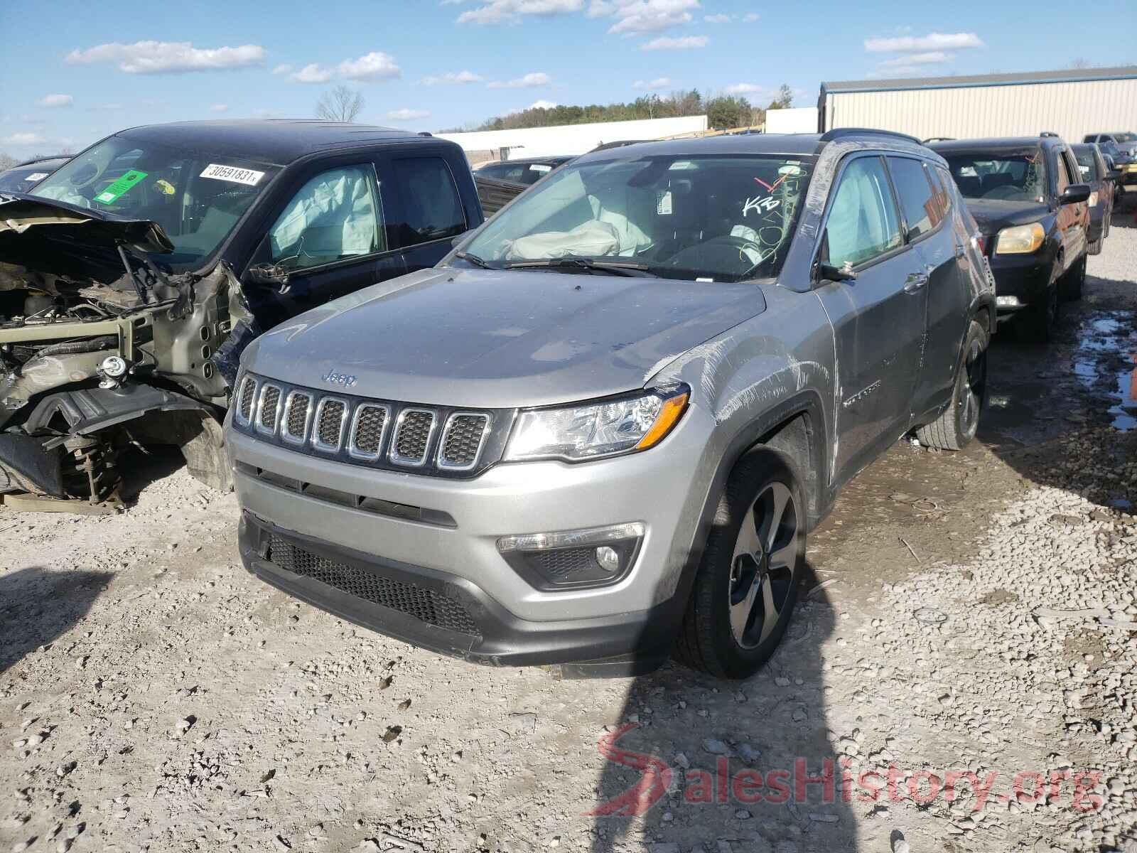 3C4NJCBB5JT420442 2018 JEEP COMPASS