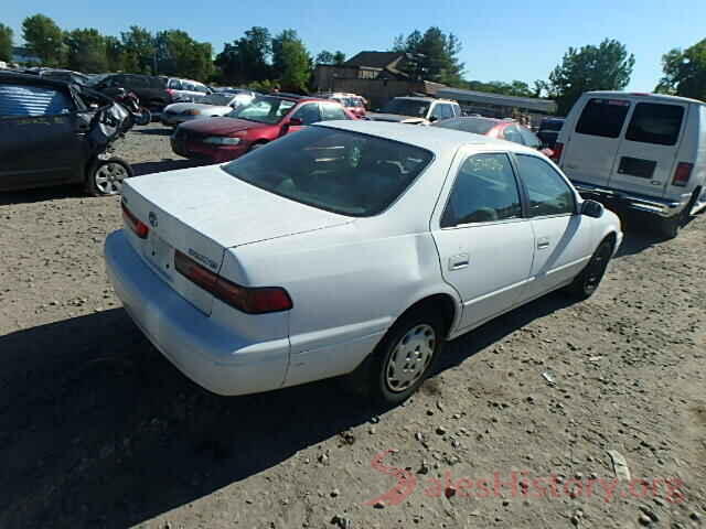 5TFCZ5ANXKX185680 1998 TOYOTA CAMRY