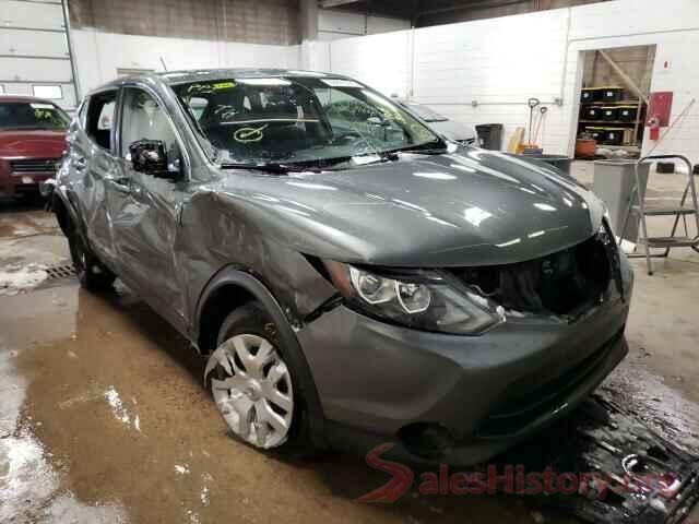 JN1BJ1CR7JW257101 2018 NISSAN ROGUE