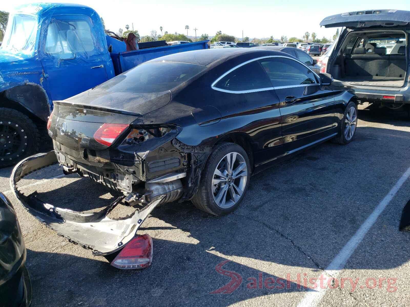 WDDWJ4JB3JF632459 2018 MERCEDES-BENZ C CLASS