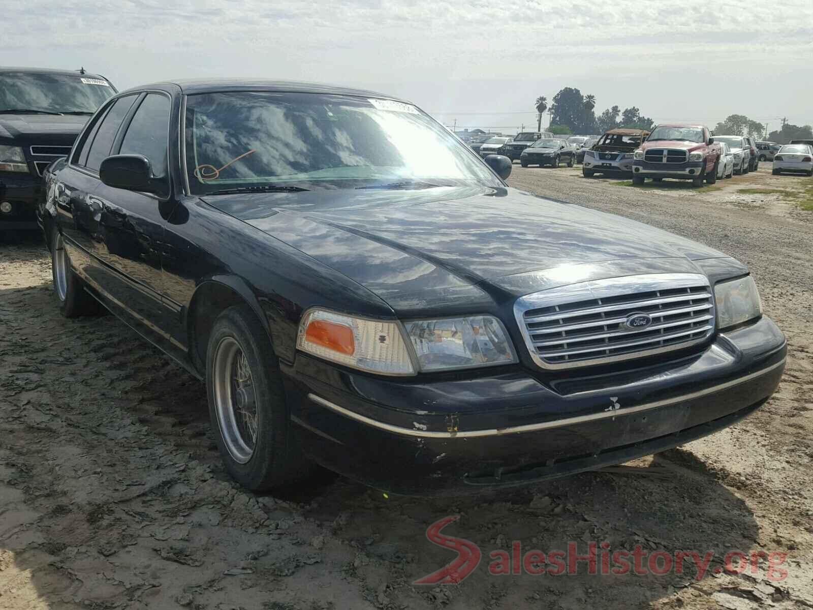 3C4NJCAB3HT668782 2002 FORD CROWN VIC