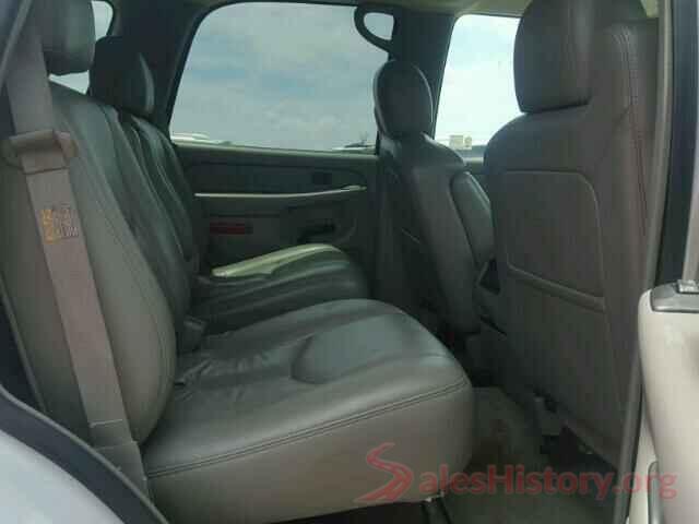 JTJBARBZ3K2182898 2005 CHEVROLET TAHOE