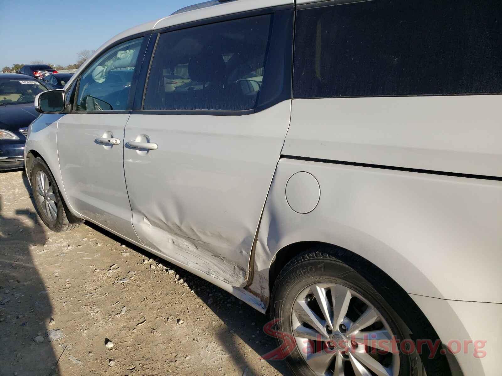 KNDMB5C18J6424022 2018 KIA SEDONA