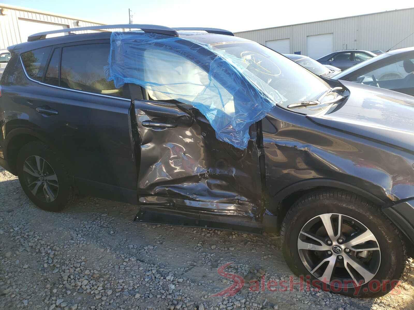 JTMWFREV7JJ752730 2018 TOYOTA RAV4