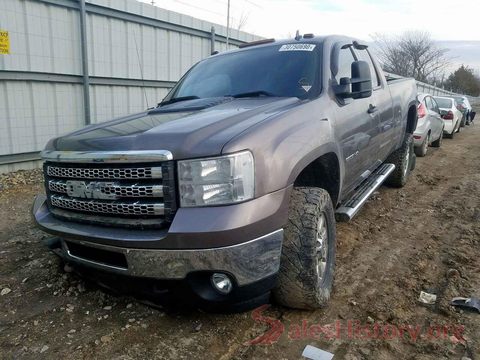 1HGCV2F32KA028974 2013 GMC SIERRA