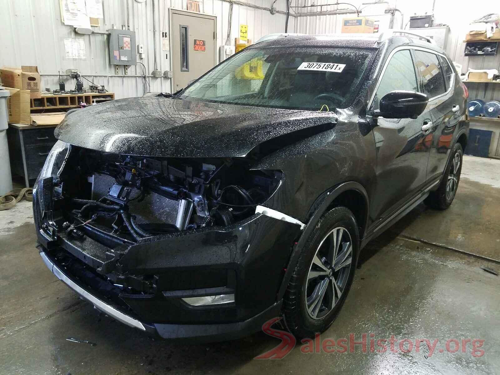 5N1AT2MV1HC867975 2017 NISSAN ROGUE