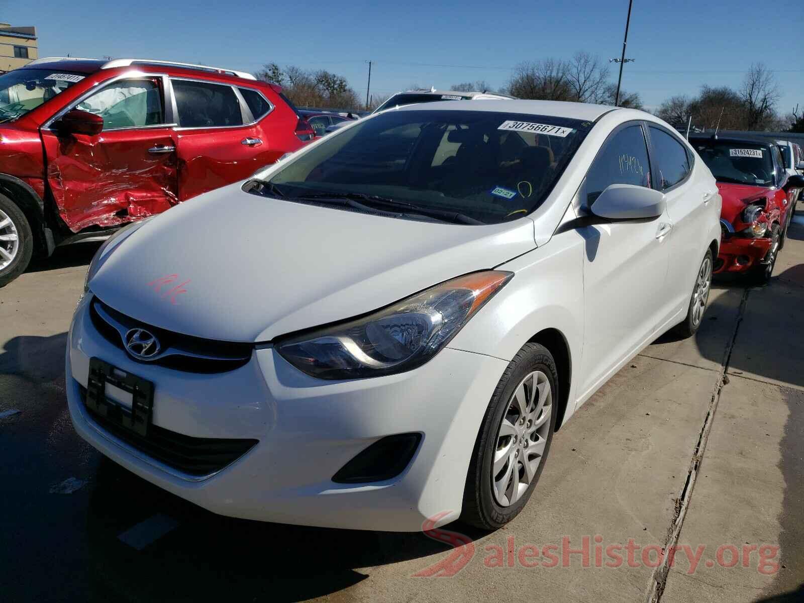 5N1AZ2MG8JN121646 2013 HYUNDAI ELANTRA