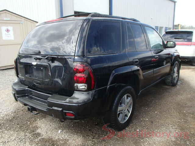 2HGFC1F7XHH635490 2005 CHEVROLET TRAILBLAZE