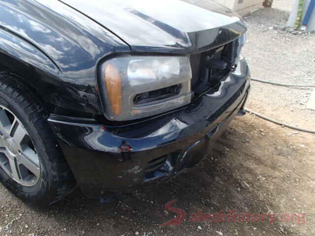 2HGFC1F7XHH635490 2005 CHEVROLET TRAILBLAZE