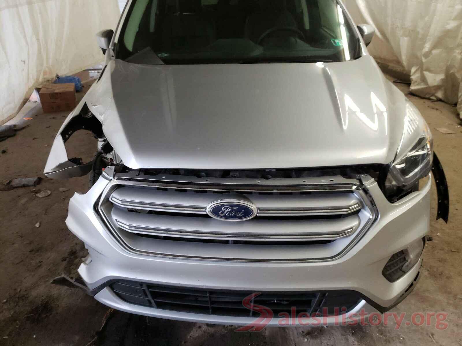 1FMCU9J95JUB81086 2018 FORD ESCAPE