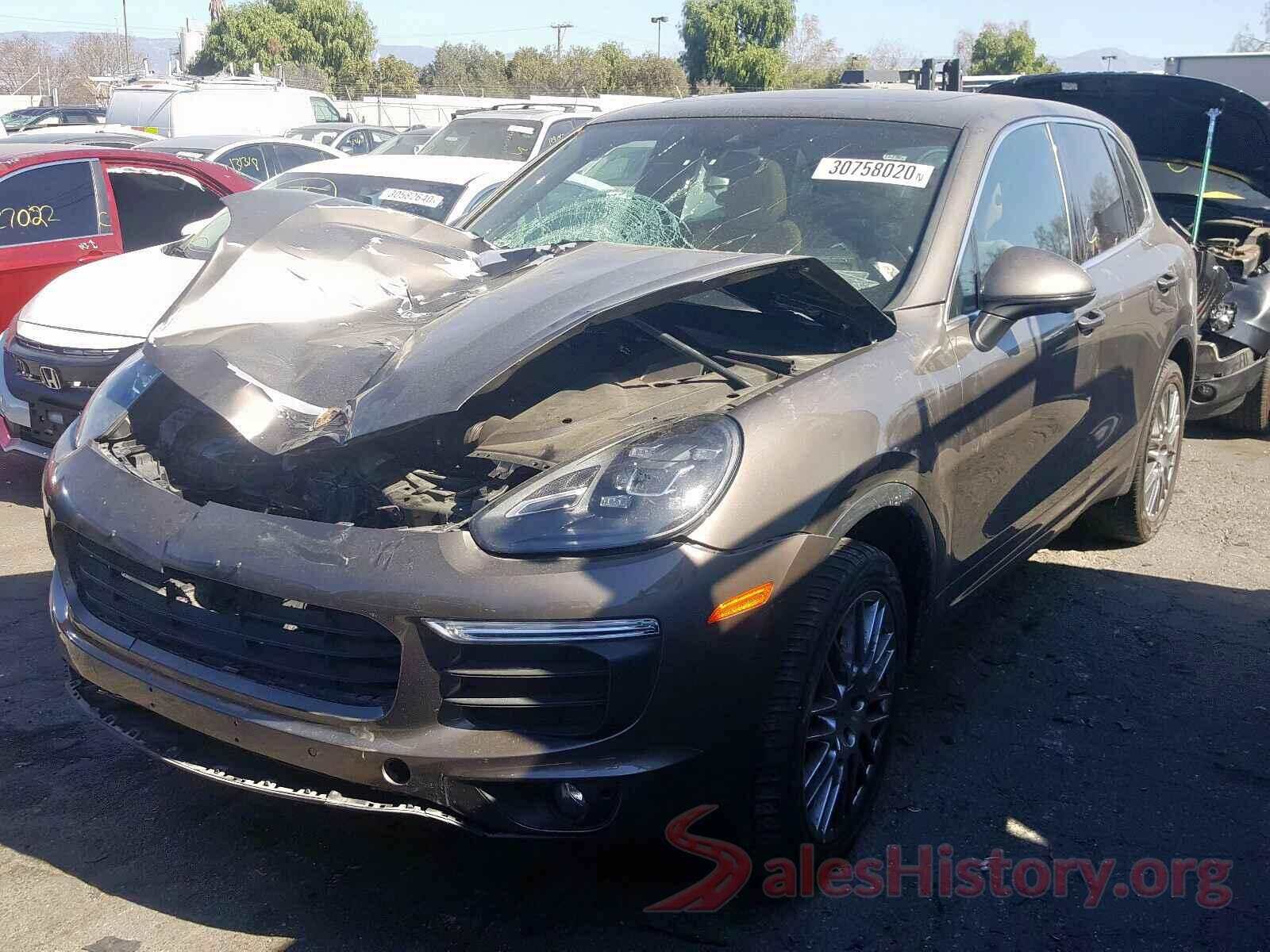 WP1AA2A28GLA11042 2016 PORSCHE CAYENNE