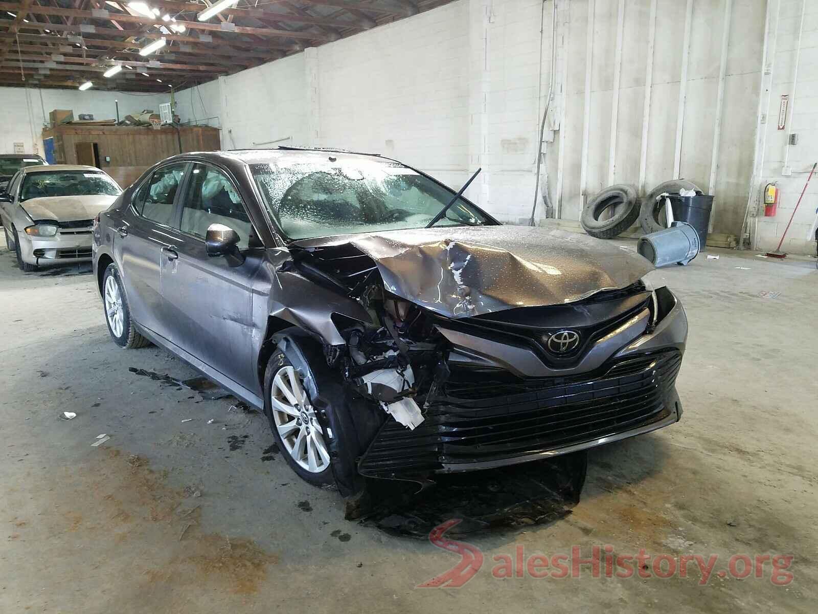 4T1B11HK6JU006294 2018 TOYOTA CAMRY