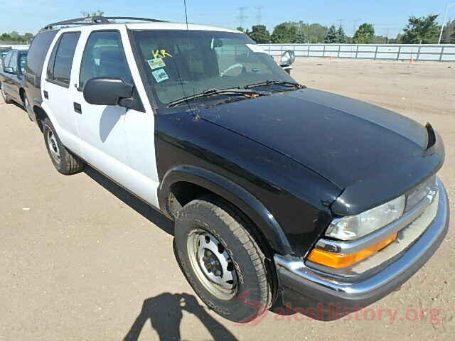 5XXGT4L30JG206325 2001 CHEVROLET BLAZER