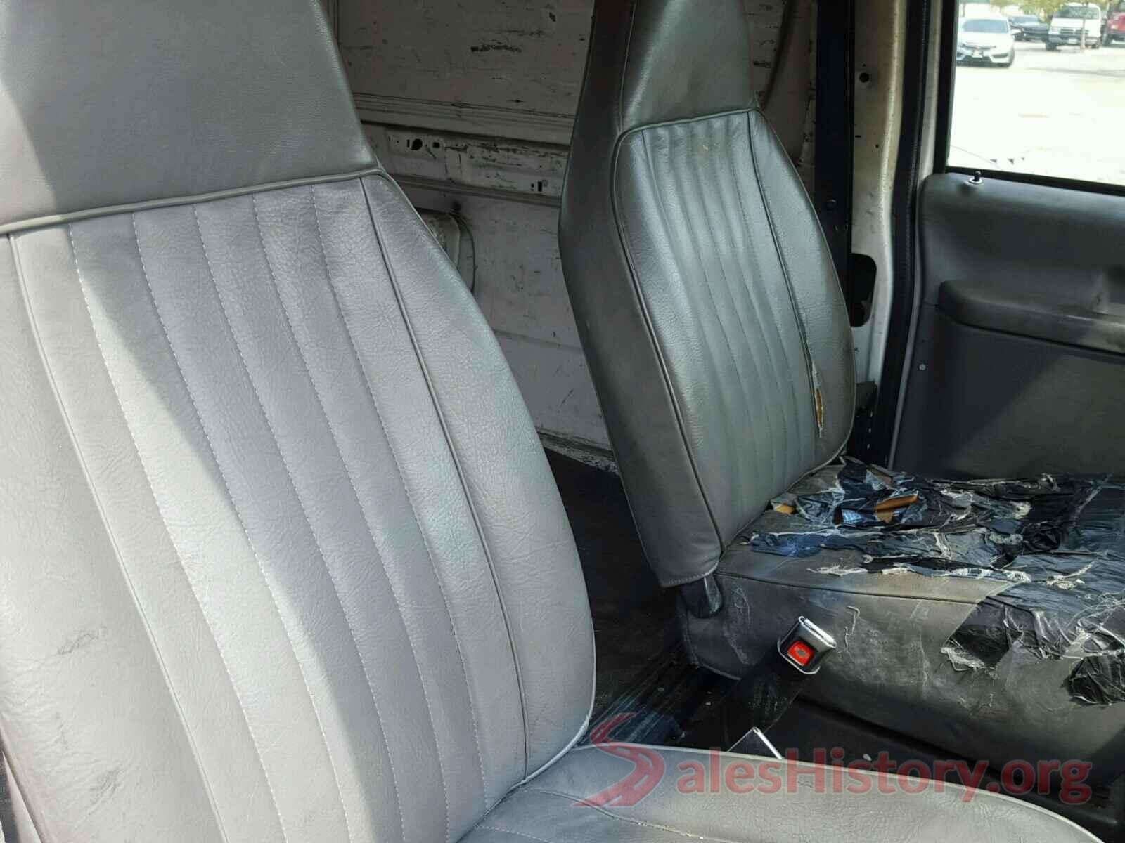 5YFBURHE7JP786128 1995 FORD AEROSTAR