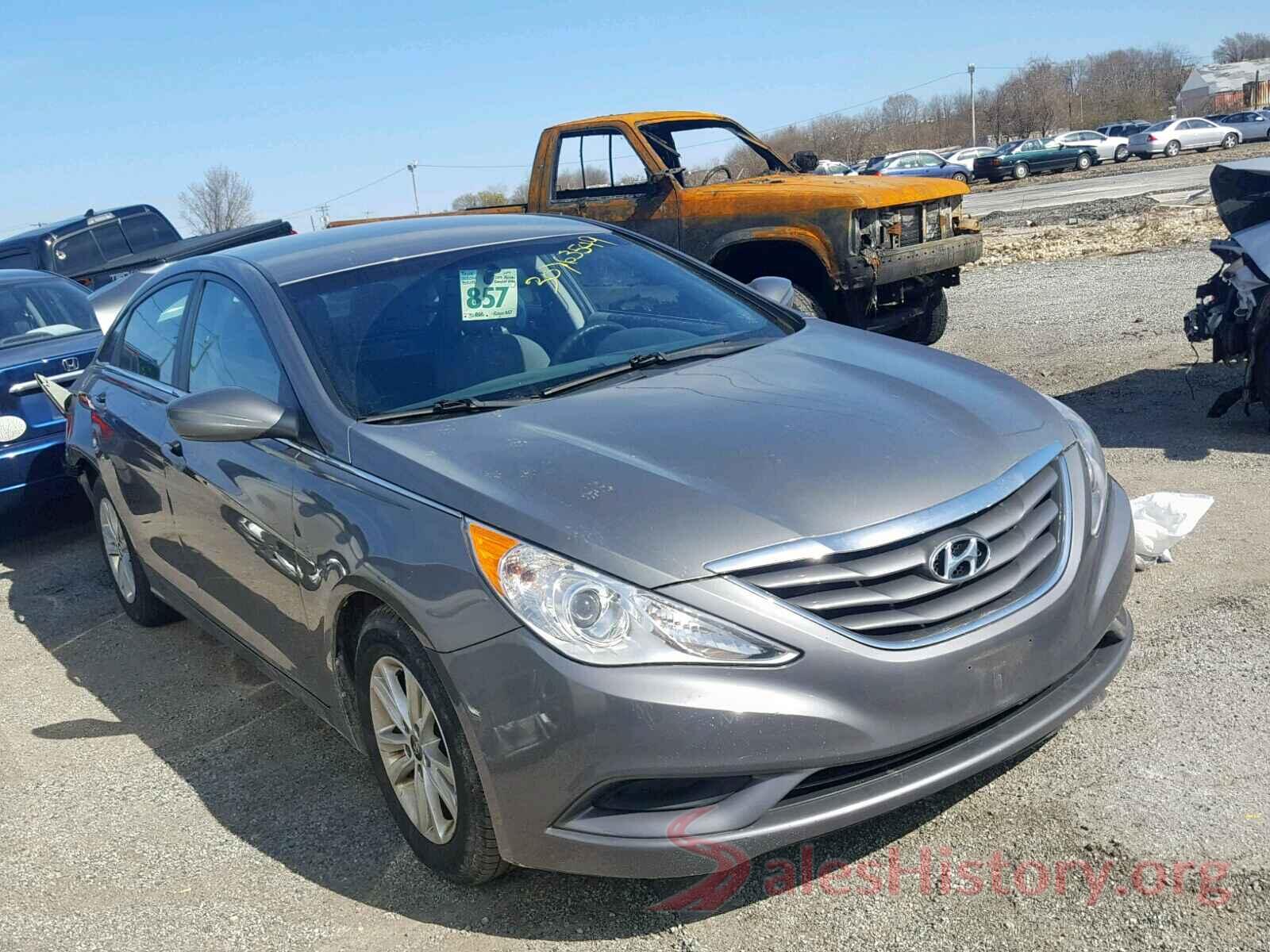 3N1AB8BV7MY233183 2013 HYUNDAI SONATA