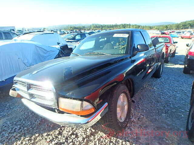 1FM5K7BH5HGC17599 1998 DODGE DAKOTA