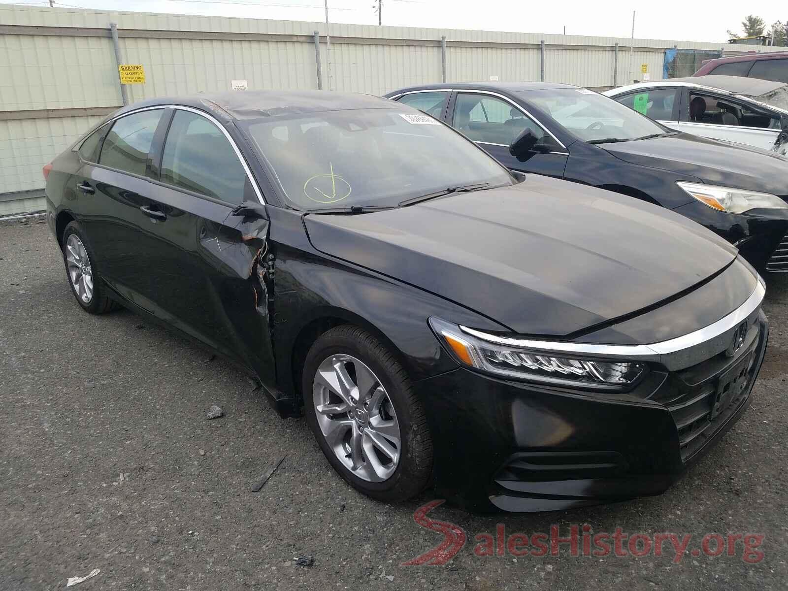 1HGCV1F10JA263459 2018 HONDA ACCORD