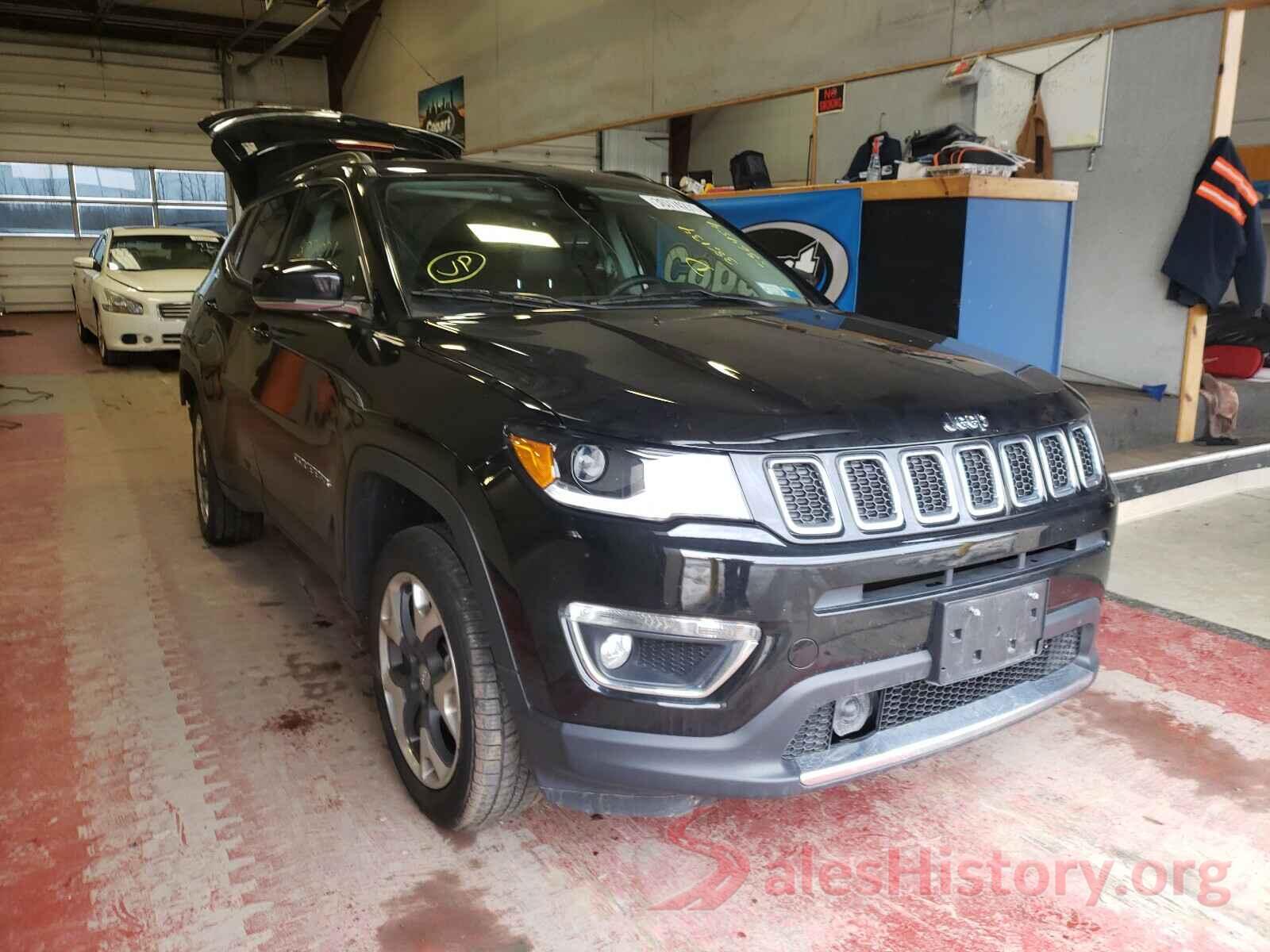 3C4NJDCB2JT336454 2018 JEEP COMPASS