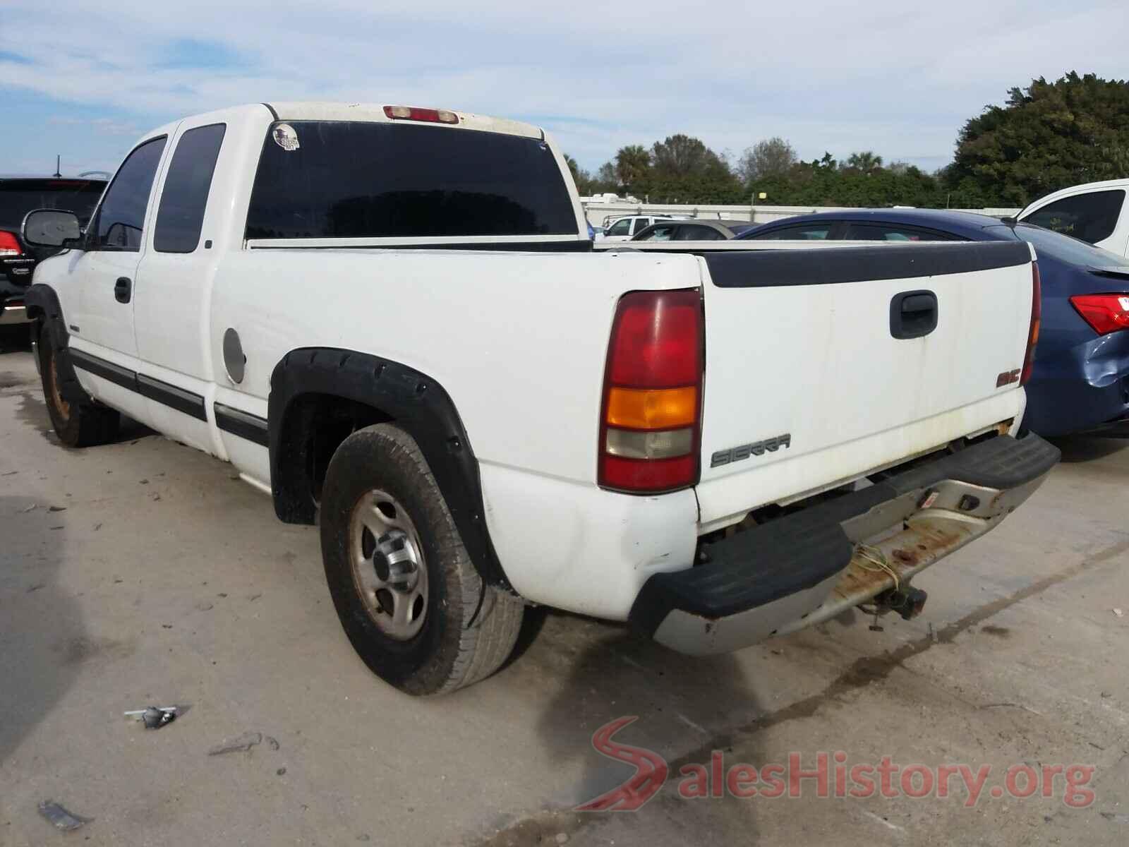 JTMBFREV6JJ217886 2000 CHEVROLET SILVERADO